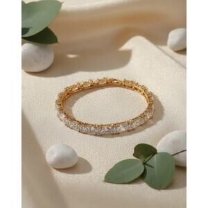 Golden Time Tennis Bracelet with Cubic Zirconia in 18k Gold Plated